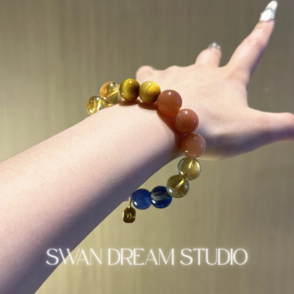 1621_5 Capricorn Crystal Bracelet | Grounded Strength & Quiet Power